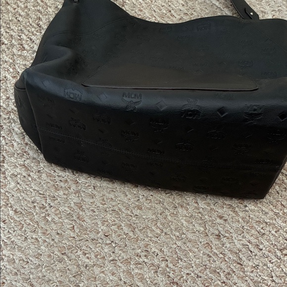 MCM Black Leather Shoulder Bag - Picture 9 of 11